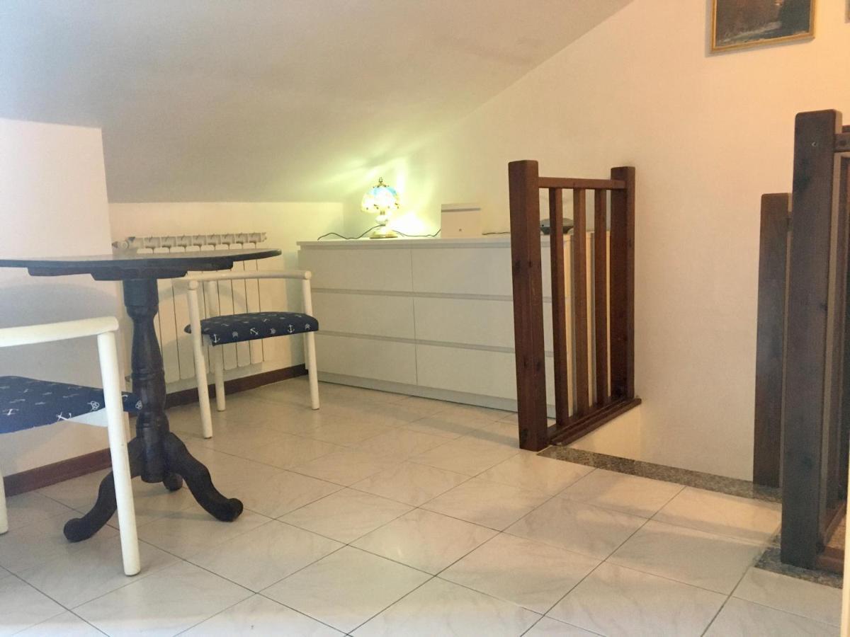 Appartamento - Terrazzo Vivibile Vista Mare, Wi-Fi Gratuito วาลเลโครเซีย ภายนอก รูปภาพ
