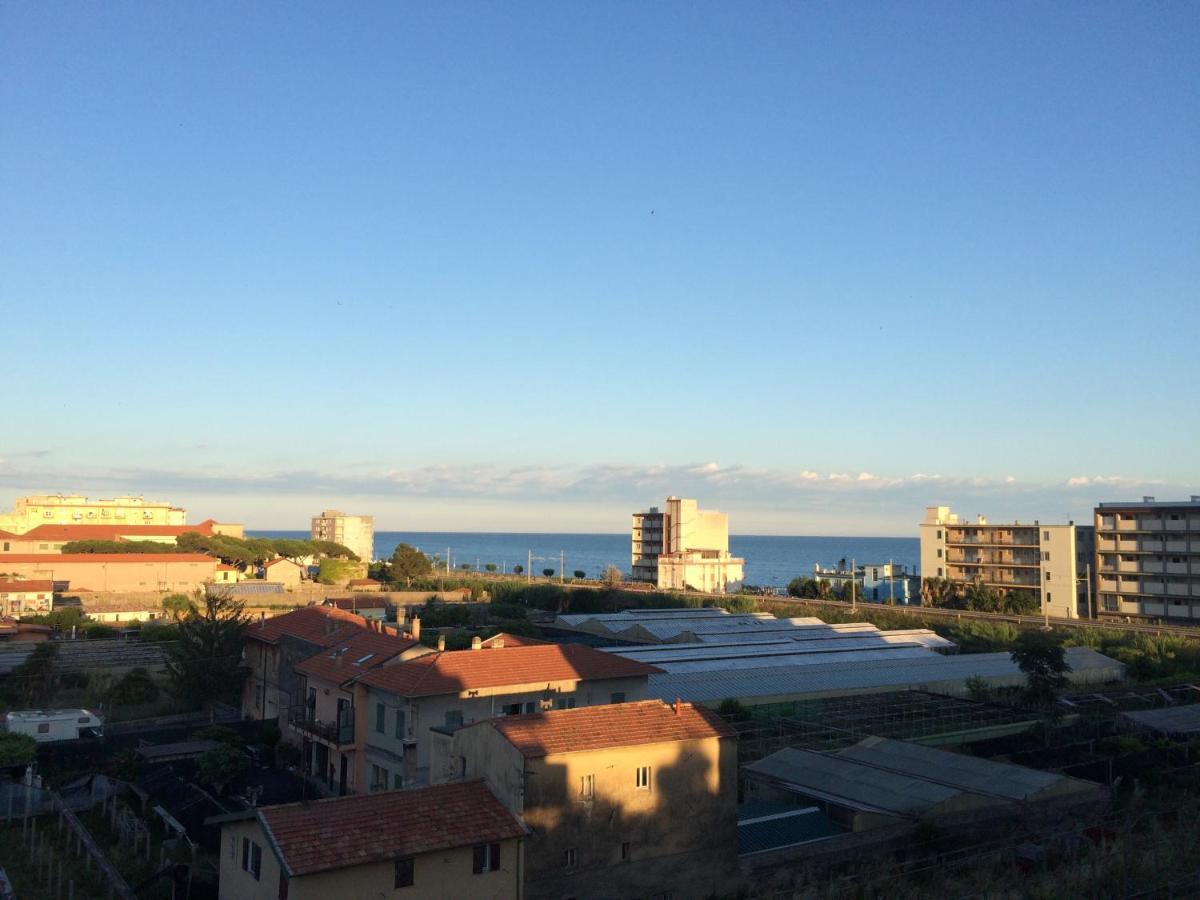 Appartamento - Terrazzo Vivibile Vista Mare, Wi-Fi Gratuito วาลเลโครเซีย ภายนอก รูปภาพ
