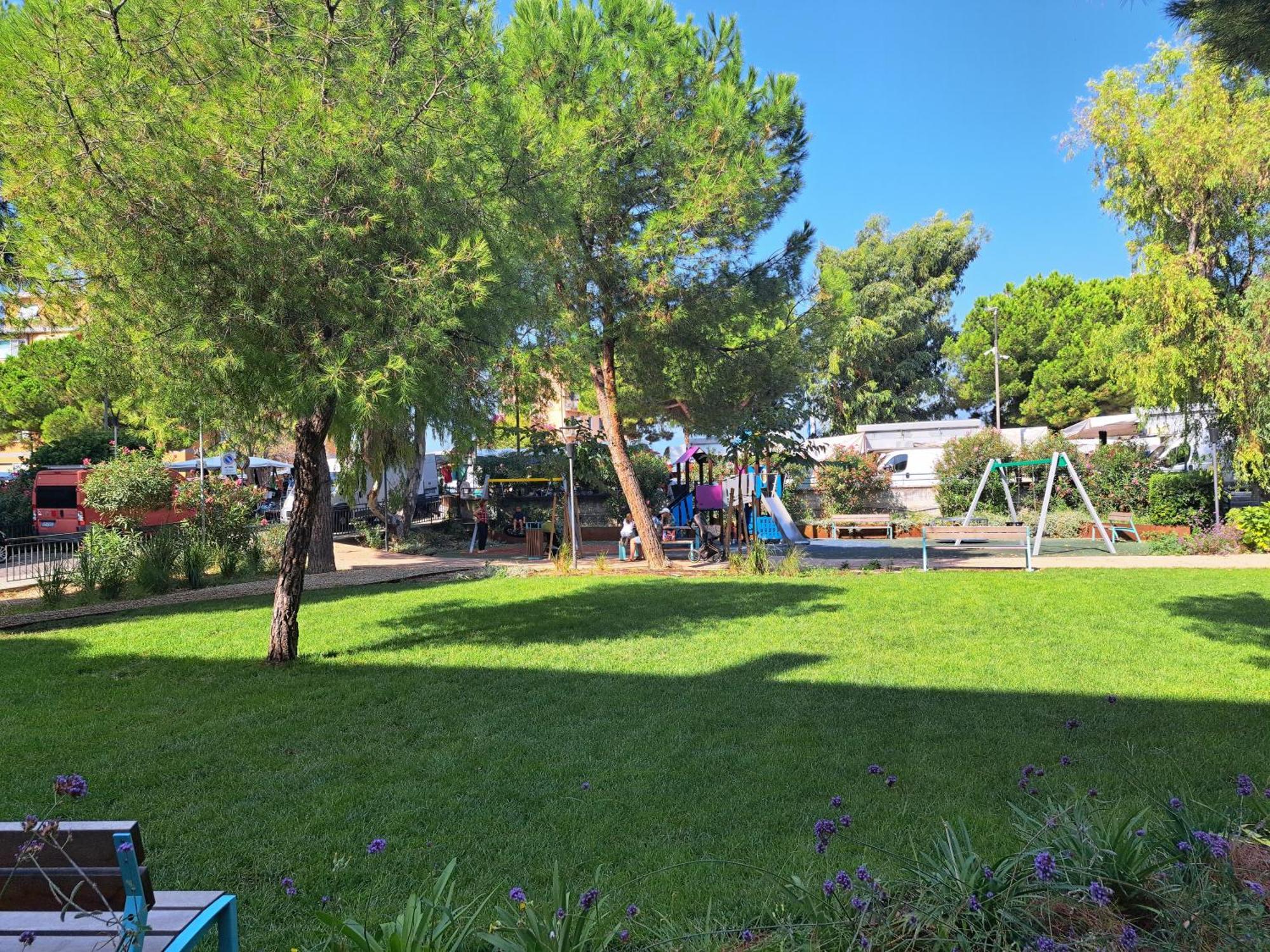 Appartamento - Terrazzo Vivibile Vista Mare, Wi-Fi Gratuito วาลเลโครเซีย ภายนอก รูปภาพ