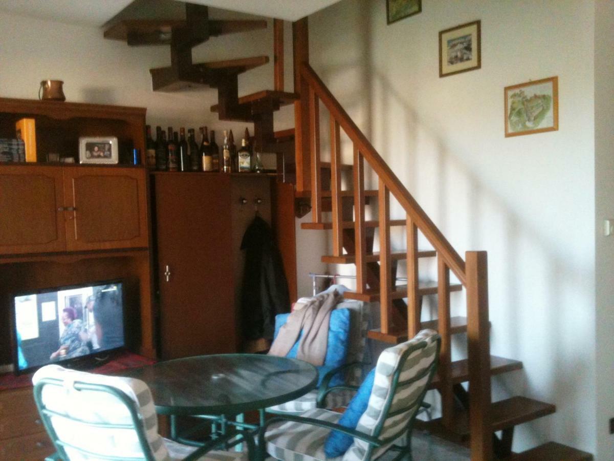 Appartamento - Terrazzo Vivibile Vista Mare, Wi-Fi Gratuito วาลเลโครเซีย ภายนอก รูปภาพ